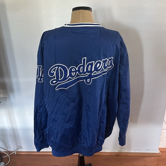 Los Angeles Dodgers V-neck Windbreak - Picture 3 of 5